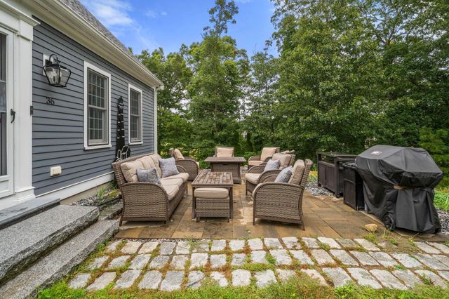 36 Bent Bluff Lane, Yarmouth Port, MA 02675