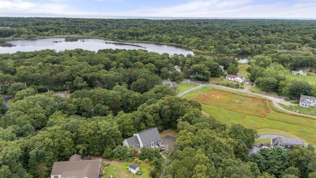 36 Bent Bluff Lane, Yarmouth Port, MA 02675