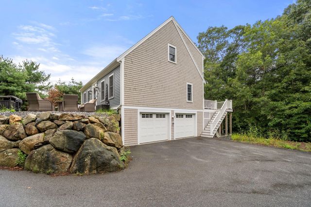 36 Bent Bluff Lane, Yarmouth Port, MA 02675