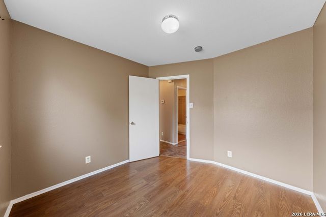 7522 Yellow Sand Dr, San Antonio, TX 78227