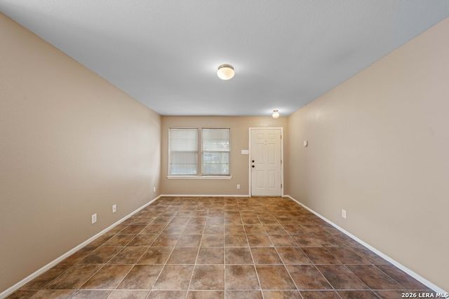 7522 Yellow Sand Dr, San Antonio, TX 78227