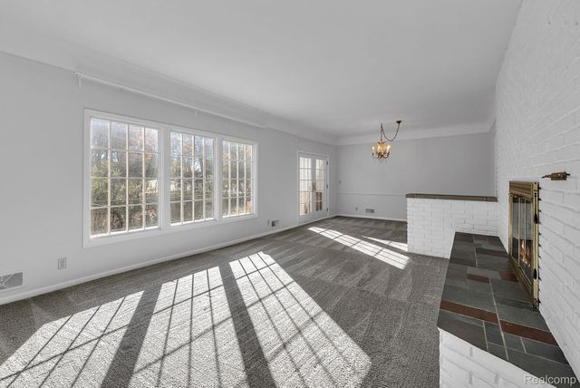 4265 Pine Tree Trail, Bloomfield Hills, MI 48302