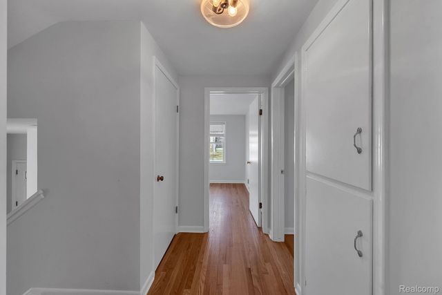 4265 Pine Tree Trail, Bloomfield Hills, MI 48302