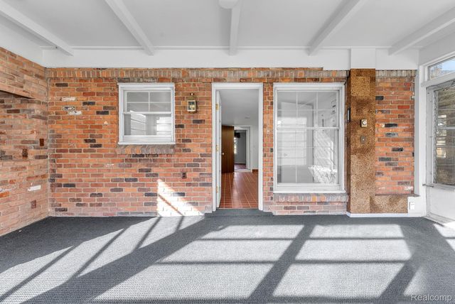 4265 Pine Tree Trail, Bloomfield Hills, MI 48302