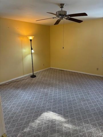 15623 Cedarmill Drive, Chesterfield, MO 63017