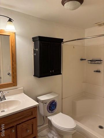 15623 Cedarmill Drive, Chesterfield, MO 63017