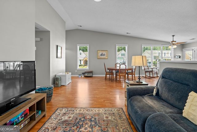 1017 Pinehurst Drive, Peachtree City, GA 30269