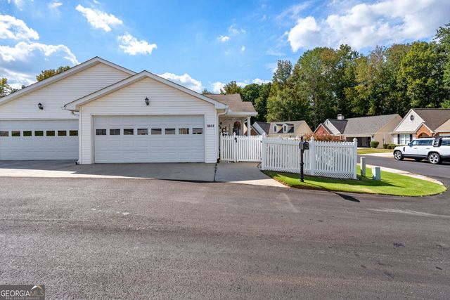 1017 Pinehurst Drive, Peachtree City, GA 30269