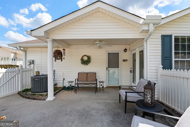 1017 Pinehurst Drive, Peachtree City, GA 30269