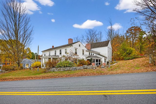 1 Cemetery Road, New Boston, NH 03070