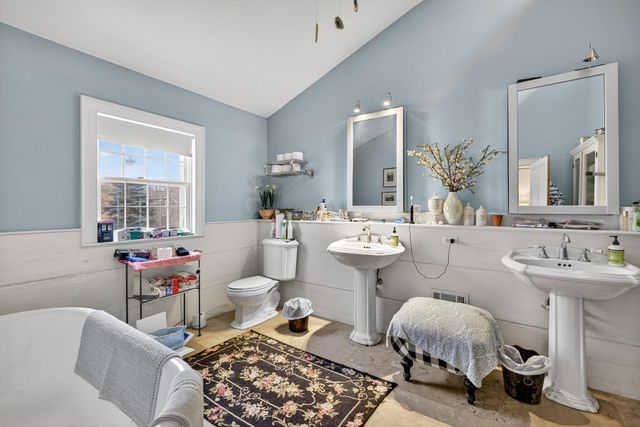 1 Cemetery Road, New Boston, NH 03070