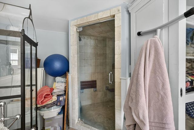 1 Cemetery Road, New Boston, NH 03070