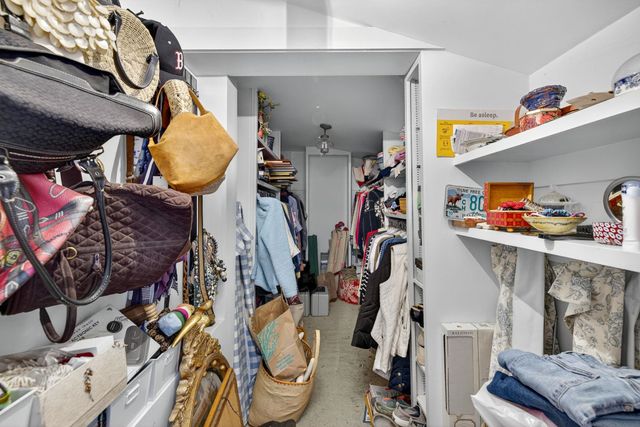 1 Cemetery Road, New Boston, NH 03070