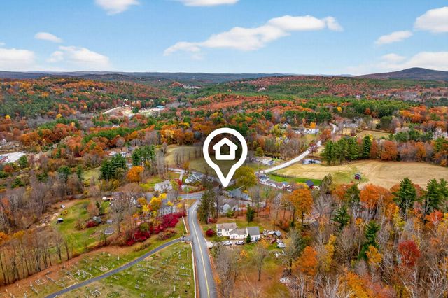 1 Cemetery Road, New Boston, NH 03070