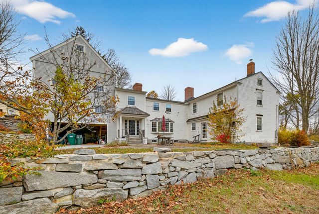 1 Cemetery Road, New Boston, NH 03070