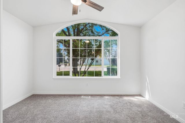 1620 E. Summerheights Dr., Meridian, ID 83646