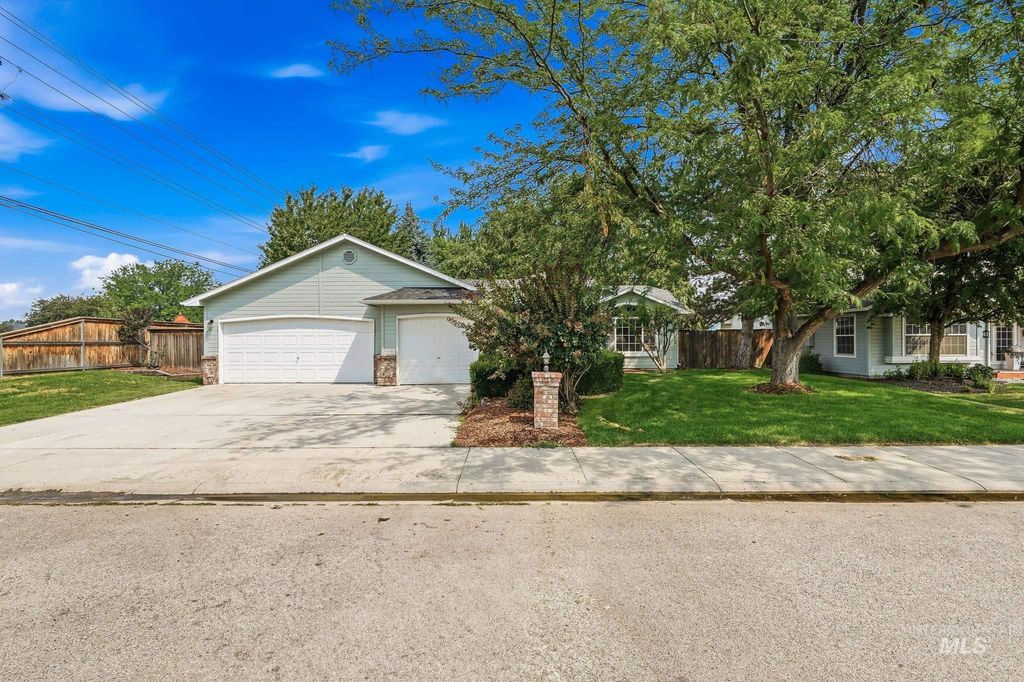 1620 E. Summerheights Dr., Meridian, ID 83646