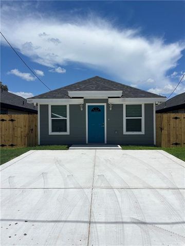 511 E Huisache Street, Weslaco, TX 78596