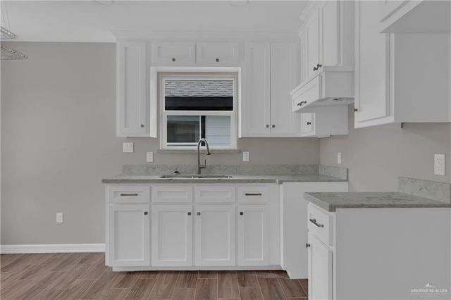 511 E Huisache Street, Weslaco, TX 78596