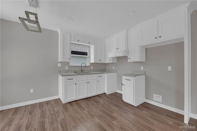 511 E Huisache Street, Weslaco, TX 78596