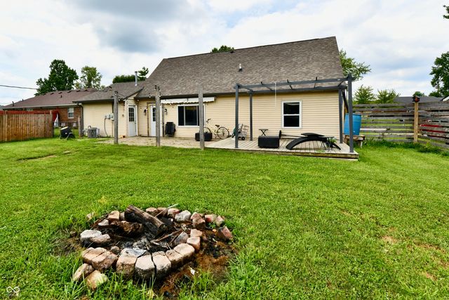 259 Forum Drive, Whiteland, IN 46184