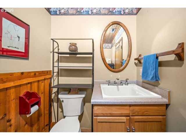 542 Ne 14TH Ave, Hillsboro, OR 97124
