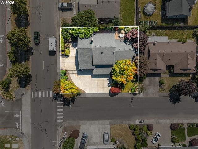 542 Ne 14TH Ave, Hillsboro, OR 97124