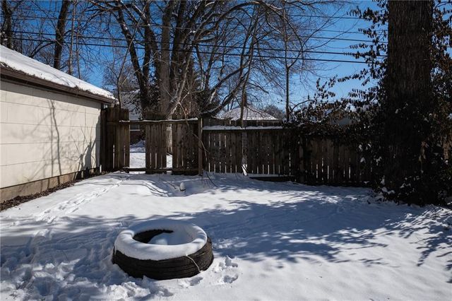 435 N Hardesty Avenue, Kansas City, MO 64123