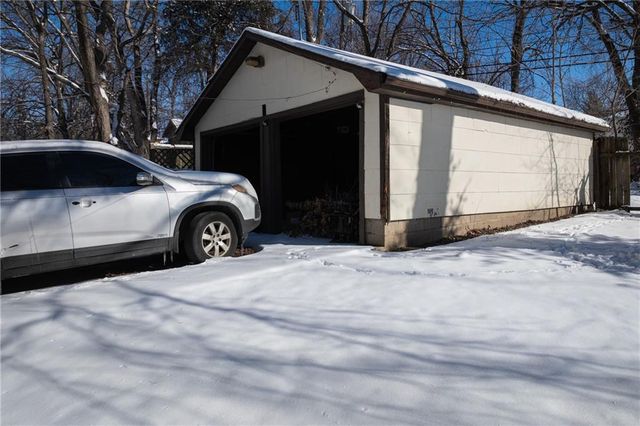 435 N Hardesty Avenue, Kansas City, MO 64123