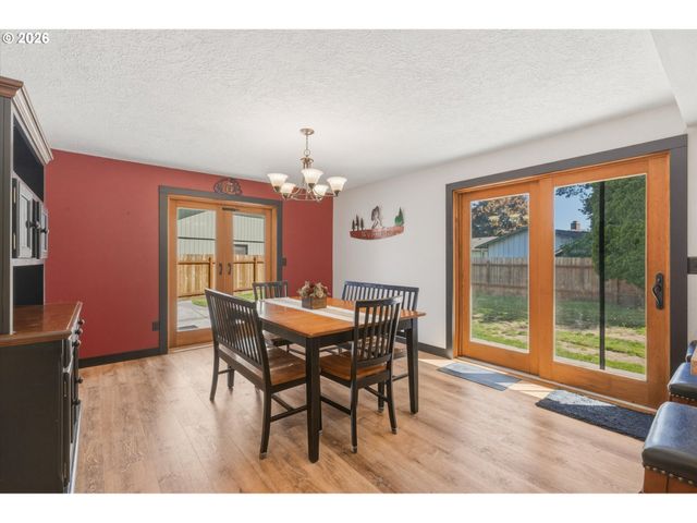 230 VALLEY Way, Woodland, WA 98674