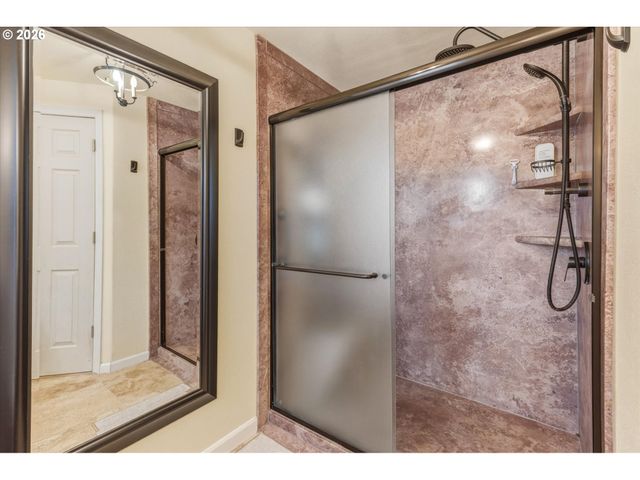 230 VALLEY Way, Woodland, WA 98674