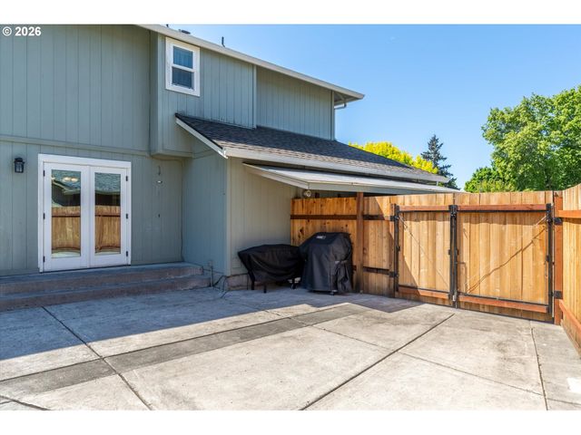 230 VALLEY Way, Woodland, WA 98674