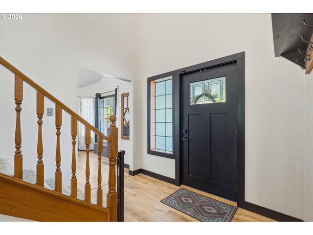 230 VALLEY Way, Woodland, WA 98674