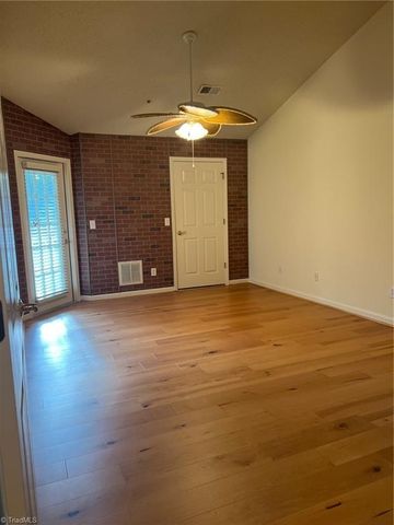 5003 Bass Chapel Road 3B, Greensboro, NC 27455