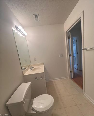 5003 Bass Chapel Road 3B, Greensboro, NC 27455