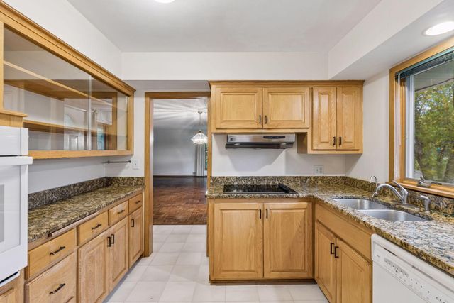 124 Natchez Avenue N, Golden Valley, MN 55422