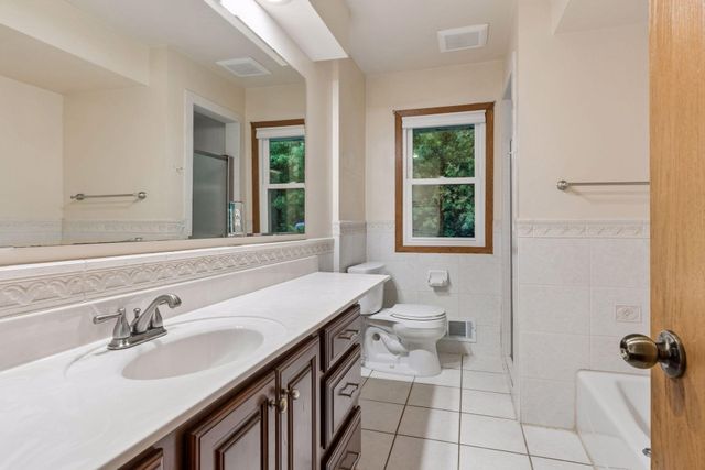 124 Natchez Avenue N, Golden Valley, MN 55422