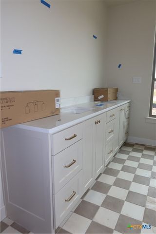 16026 Honey Ridge Drive, Holland, TX 76534