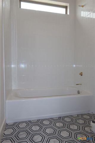 16026 Honey Ridge Drive, Holland, TX 76534