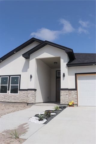 7718 Sophia Dr, Corpus Christi, TX 78414