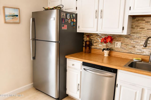 88 Storm Jib Court, Bayville, NJ 08721