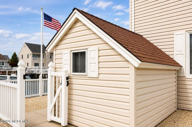 88 Storm Jib Court, Bayville, NJ 08721