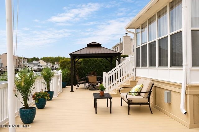 88 Storm Jib Court, Bayville, NJ 08721