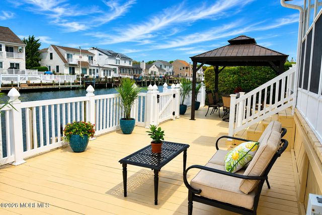 88 Storm Jib Court, Bayville, NJ 08721