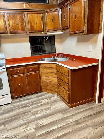215 Sheldon Avenue, Marietta, OH 45750