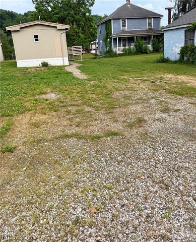 215 Sheldon Avenue, Marietta, OH 45750