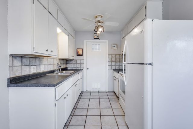 3314 S Gow St, Wichita, KS 67217