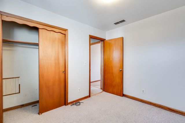 3314 S Gow St, Wichita, KS 67217