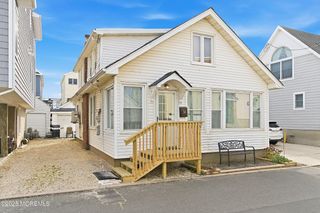 34 Waterview Way, Sea Bright, NJ 07760
