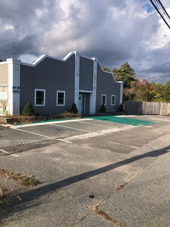 161-167 Marion, Wareham, MA 02571